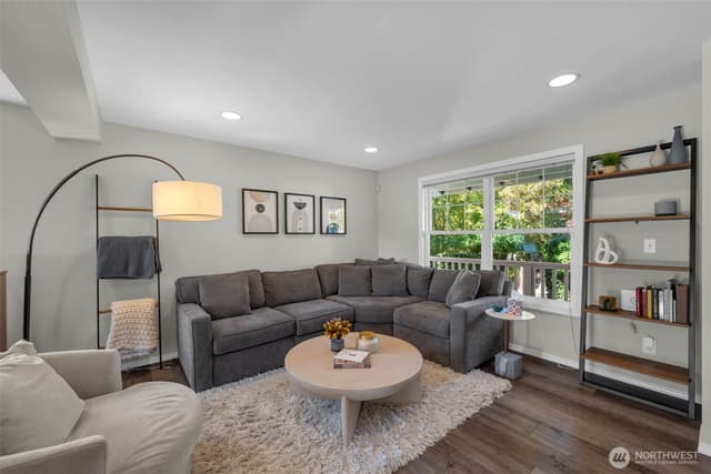 Property photo for 4853 S Morgan Street, Seattle photo 4