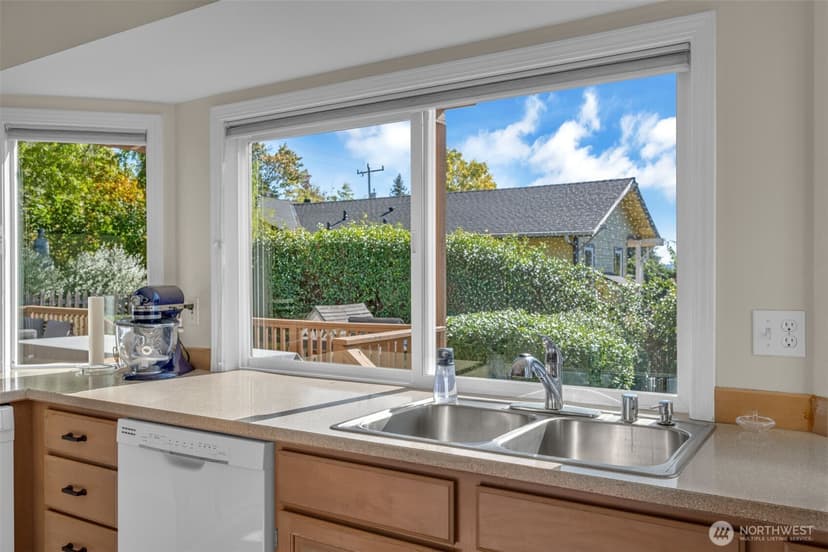Property photo for 4853 S Morgan Street, Seattle photo 15