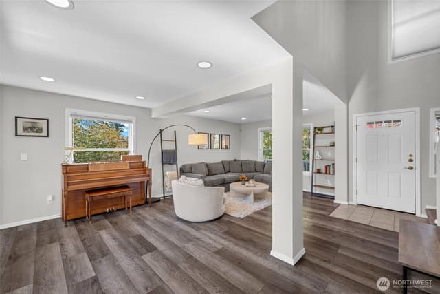 Property photo for 4853 S Morgan Street, Seattle photo 5