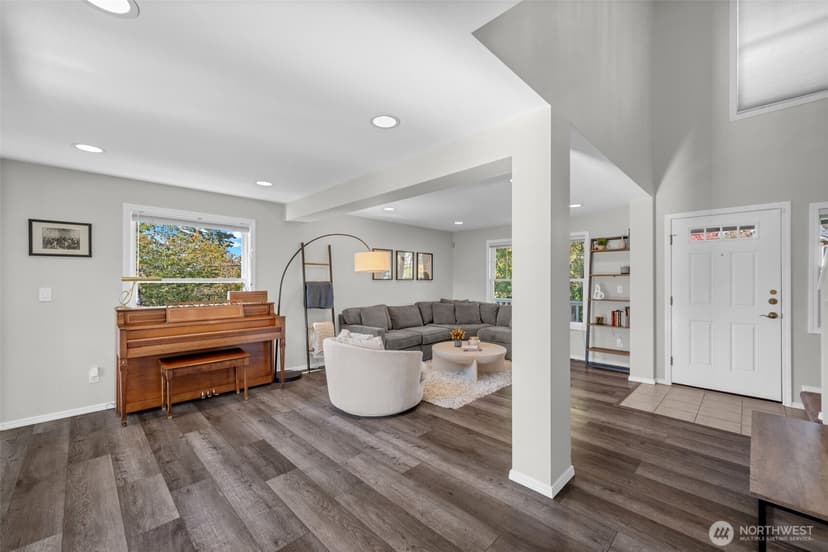 Property photo for 4853 S Morgan Street, Seattle photo 5