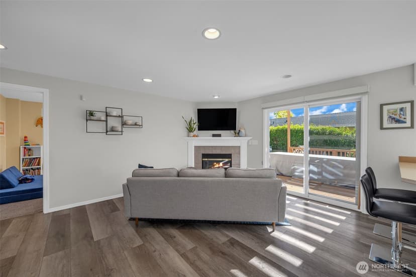 Property photo for 4853 S Morgan Street, Seattle photo 11