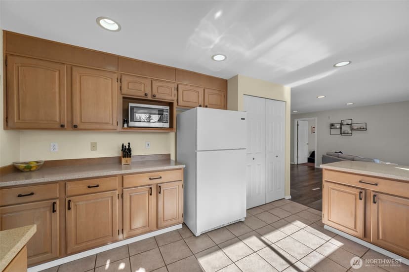 Property photo for 4853 S Morgan Street, Seattle photo 14