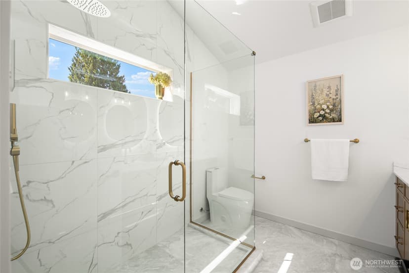 Property photo for 2652 NW 95th Street, Seattle photo 10