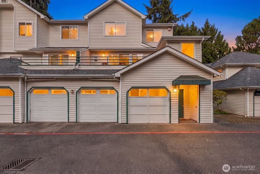 Property photo for 16219 Northup Way #C-201, Bellevue photo 2