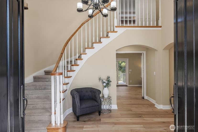 Property photo for 17410 102nd Avenue NE, Bothell photo 4