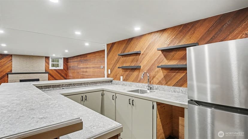 Property photo for 10680 Marine View Drive SW, Seattle photo 23