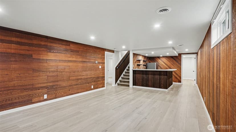 Property photo for 10680 Marine View Drive SW, Seattle photo 21