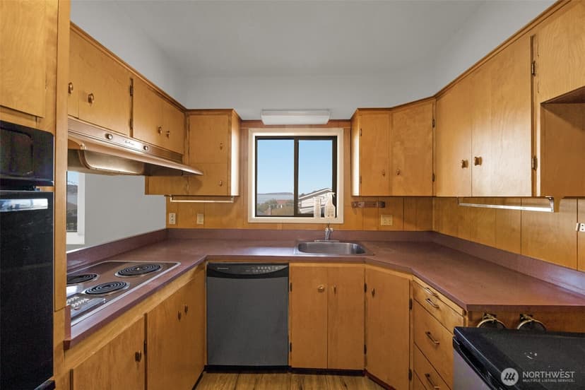 Property photo for 506 4th Street, Mukilteo photo 18