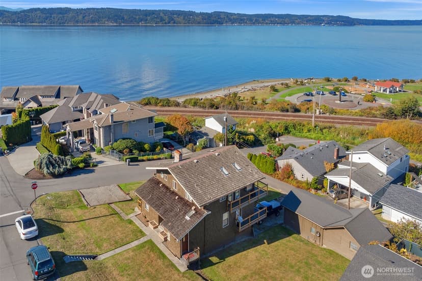 Property photo for 506 4th Street, Mukilteo photo 7