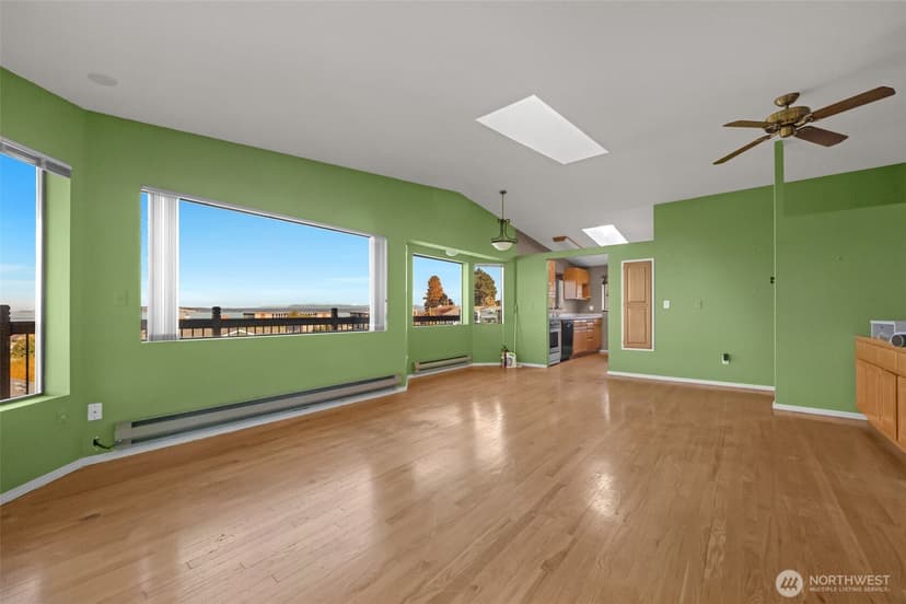 Property photo for 506 4th Street, Mukilteo photo 13