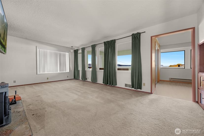 Property photo for 506 4th Street, Mukilteo photo 23