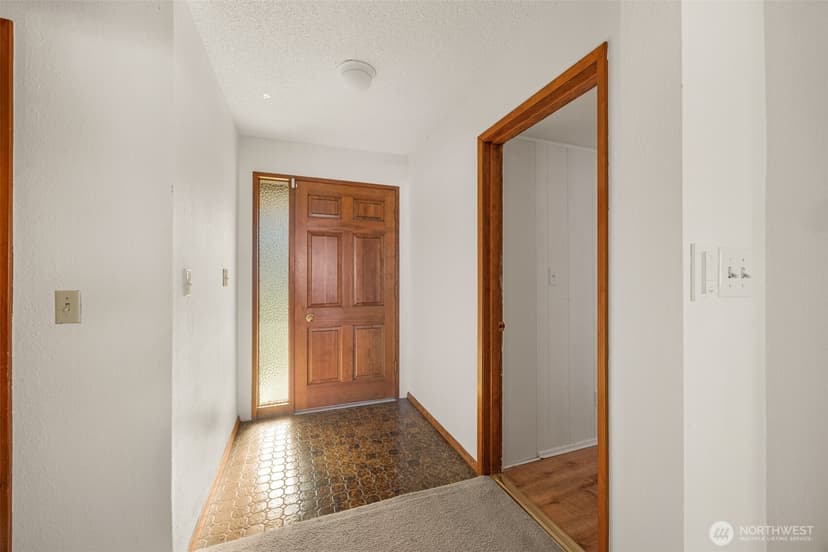 Property photo for 506 4th Street, Mukilteo photo 37