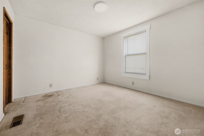Property photo for 506 4th Street, Mukilteo photo 25