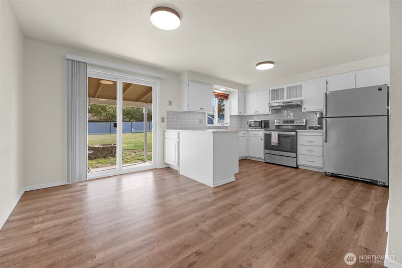 Property photo for 6515 63rd Drive NE, Marysville photo 6
