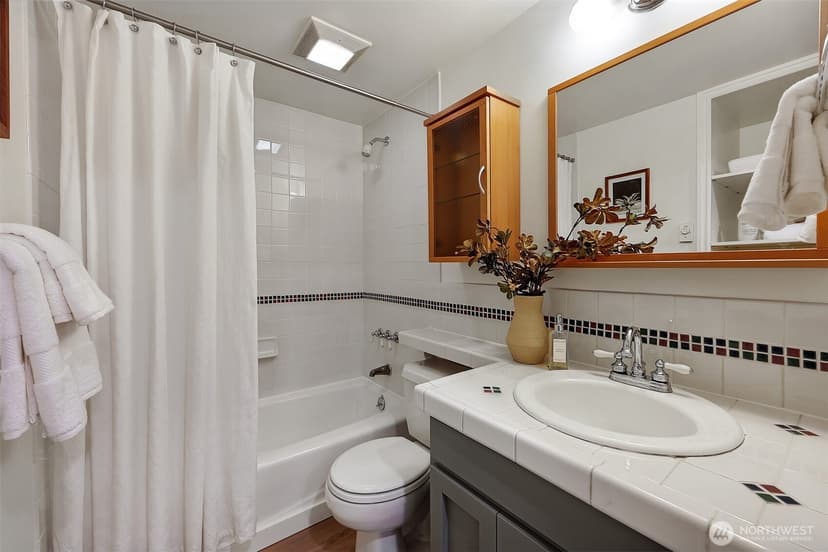 Property photo for 6206 34th Avenue NW, Seattle photo 32