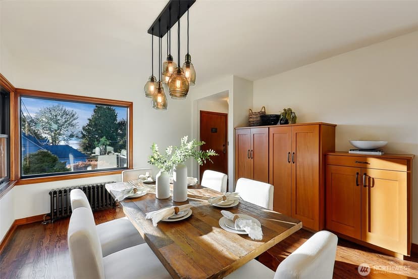 Property photo for 6206 34th Avenue NW, Seattle photo 4