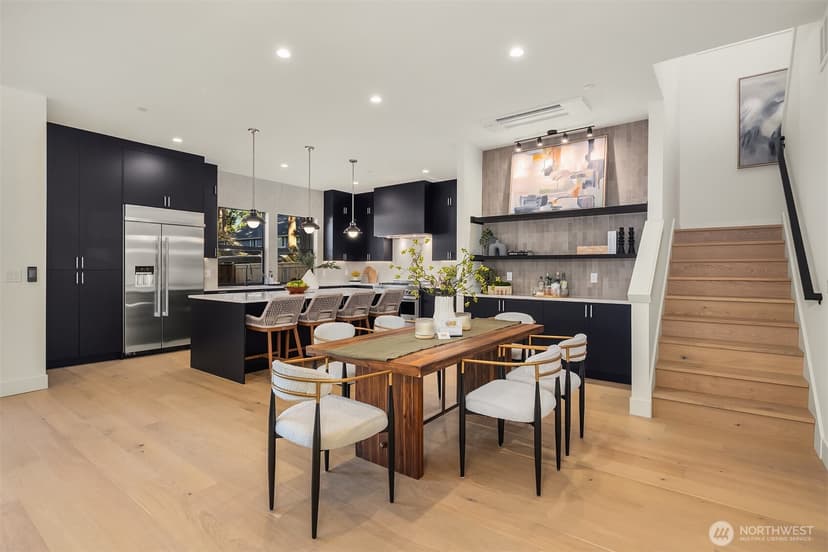 Property photo for 15014 SE 22nd Street, Bellevue photo 12