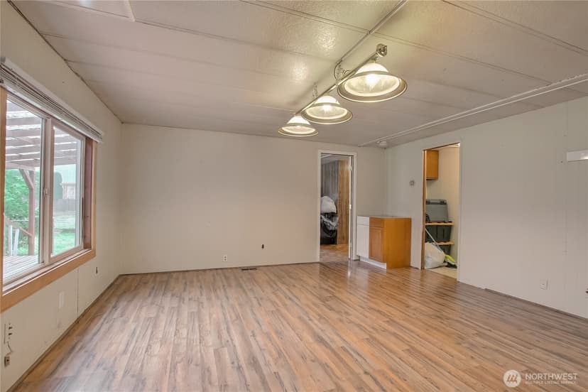 Property photo for 20701 92nd St E, Bonney Lake photo 6
