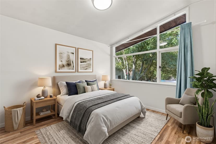 Property photo for 11018 27th Avenue NE, Seattle photo 14