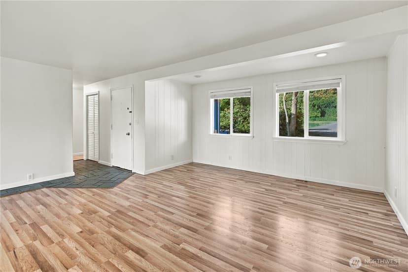 Property photo for 11018 27th Avenue NE, Seattle photo 7
