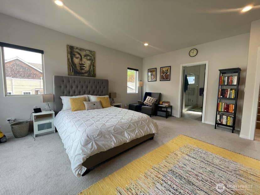 Property photo for 8527 Interlake Avenue N, Seattle photo 14