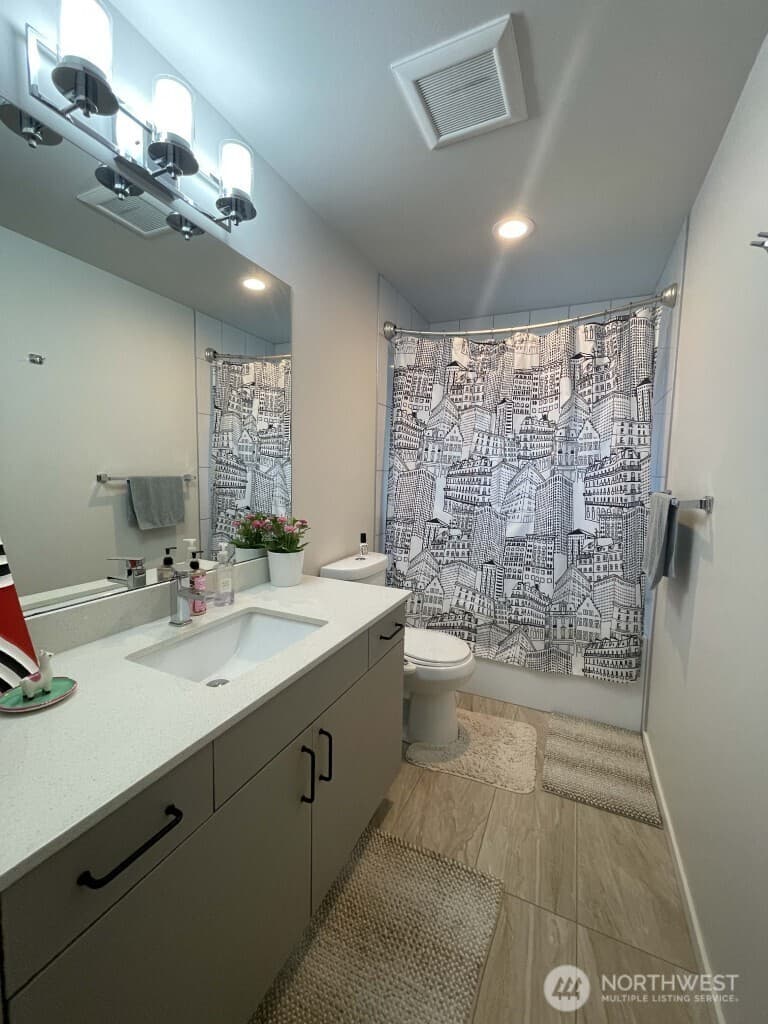 Property photo for 8527 Interlake Avenue N, Seattle photo 26