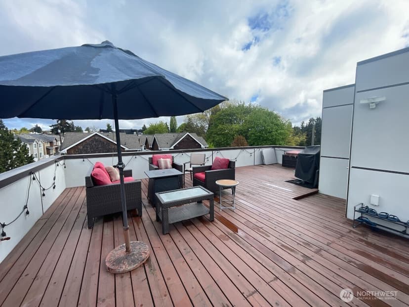 Property photo for 8527 Interlake Avenue N, Seattle photo 25