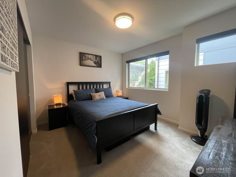 Property photo for 8527 Interlake Avenue N, Seattle photo 10