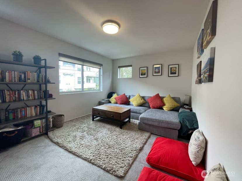 Property photo for 8527 Interlake Avenue N, Seattle photo 21