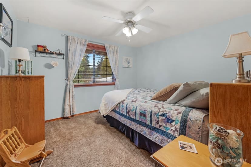 Property photo for 13422 Quil Scenic Drive, Marysville photo 19