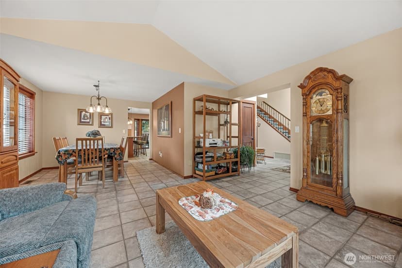 Property photo for 13422 Quil Scenic Drive, Marysville photo 5