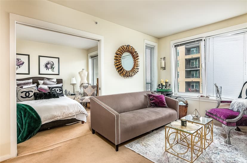 Property photo for 2721 1st Avenue #604, Seattle photo 12