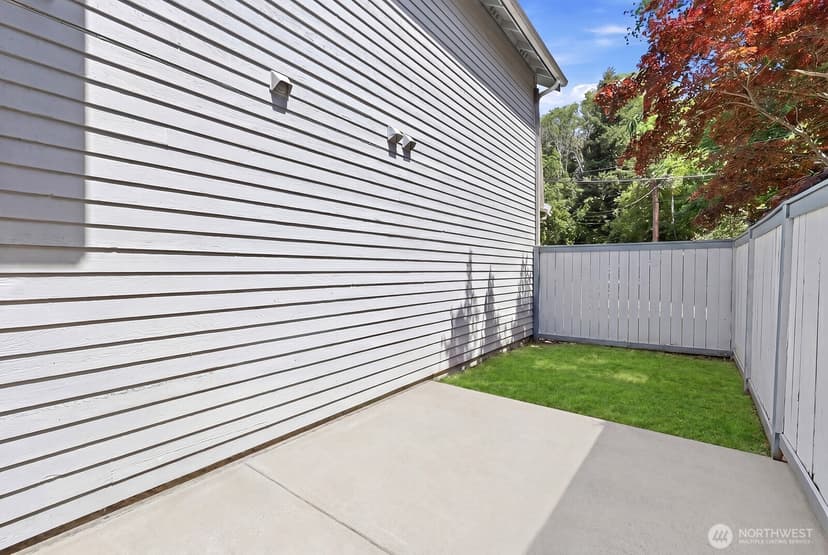 Property photo for 2475 55th Avenue SW, Seattle photo 10
