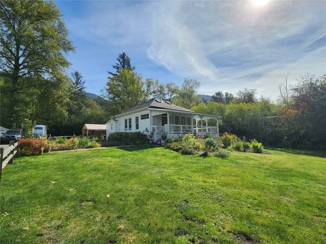 Property photo for 9620 SE 238th way, Issaquah photo 2