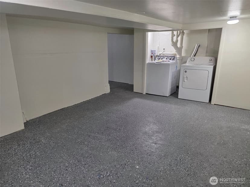 Property photo for 909 23rd Avenue, Seattle photo 11