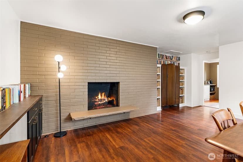 Property photo for 16025 NE 27th Street, Bellevue photo 16