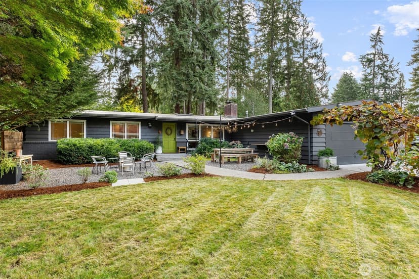 Property photo for 16025 NE 27th Street, Bellevue photo 24