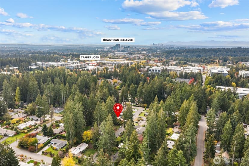 Property photo for 16025 NE 27th Street, Bellevue photo 38