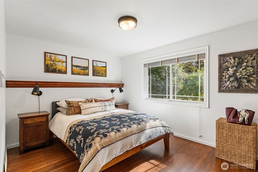 Property photo for 16025 NE 27th Street, Bellevue photo 19