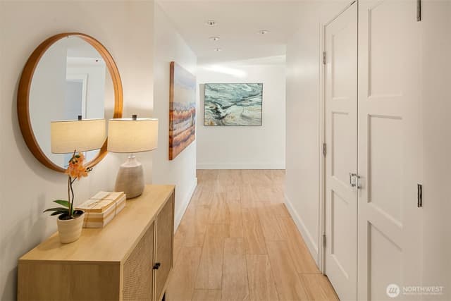 Property photo for 2600 2nd Avenue #2102, Seattle photo 5