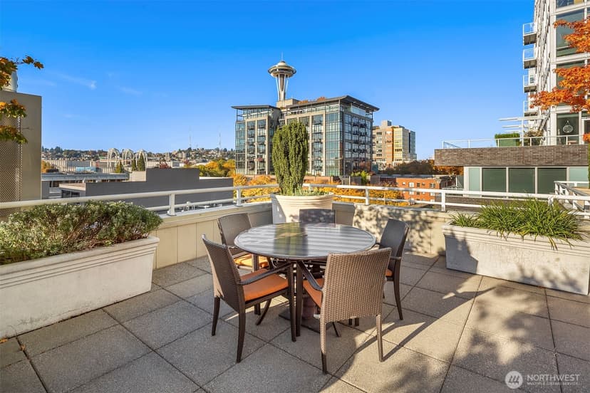 Property photo for 2600 2nd Avenue #2102, Seattle photo 34
