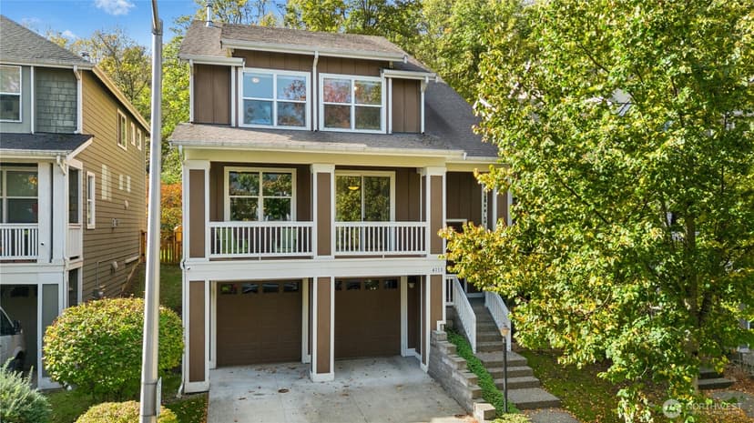 Property photo for 4113 29th Avenue S, Seattle photo 3