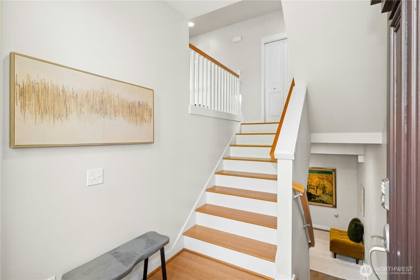 Property photo for 4113 29th Avenue S, Seattle photo 4