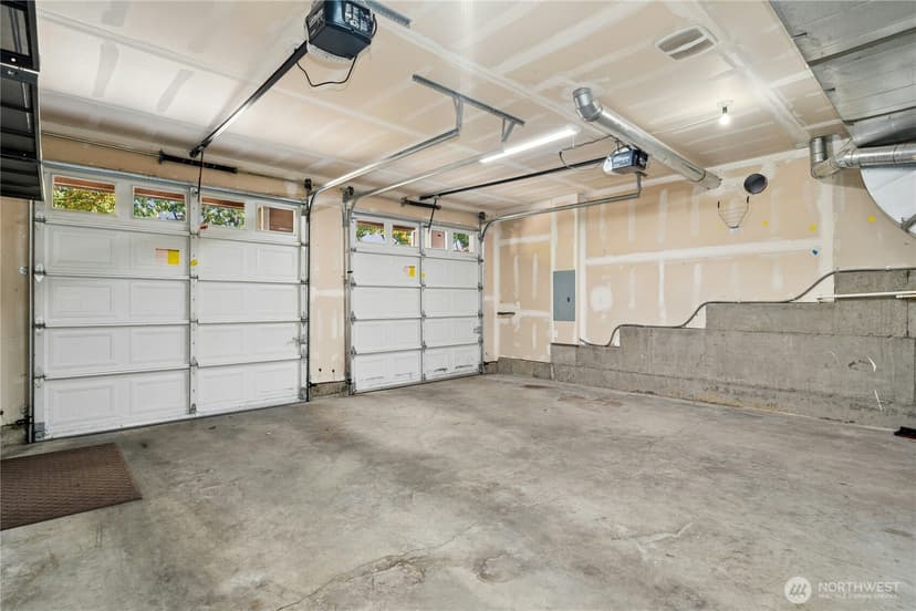 Property photo for 4113 29th Avenue S, Seattle photo 31
