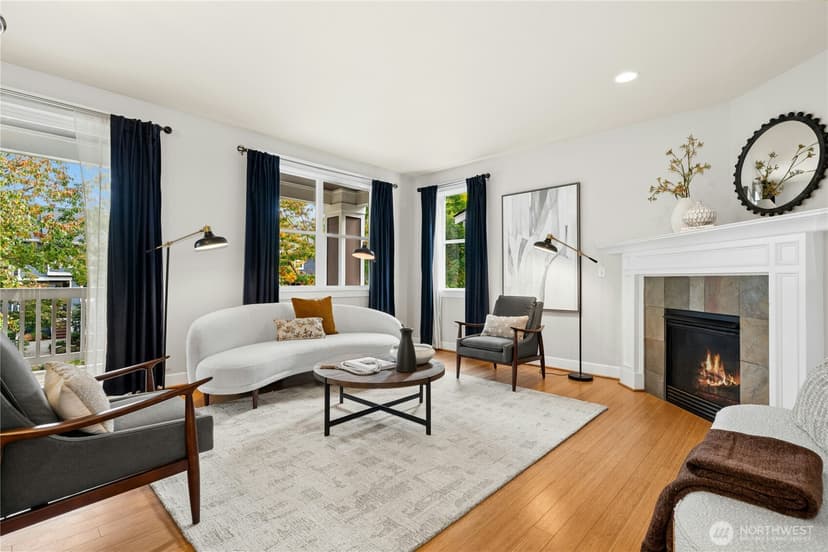 Property photo for 4113 29th Avenue S, Seattle photo 6