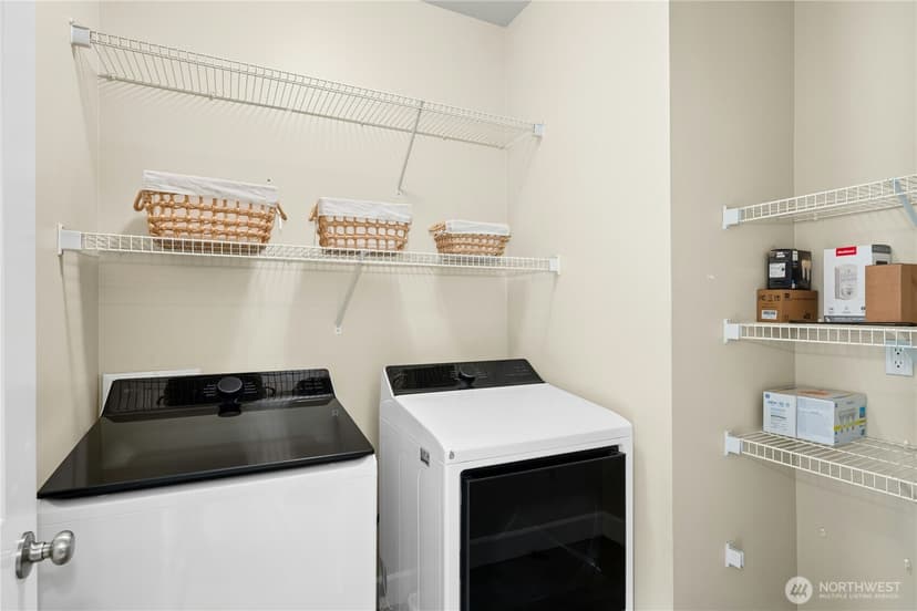 Property photo for 4113 29th Avenue S, Seattle photo 21