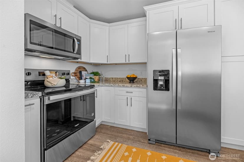 Property photo for 1900 Weaver Road #F202, Snohomish photo 12