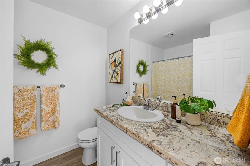Property photo for 1900 Weaver Road #F202, Snohomish photo 21