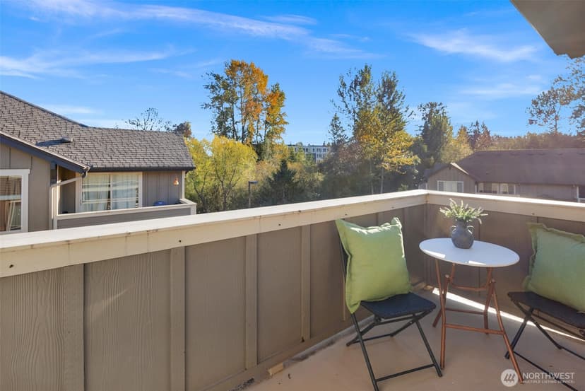 Property photo for 1900 Weaver Road #F202, Snohomish photo 10