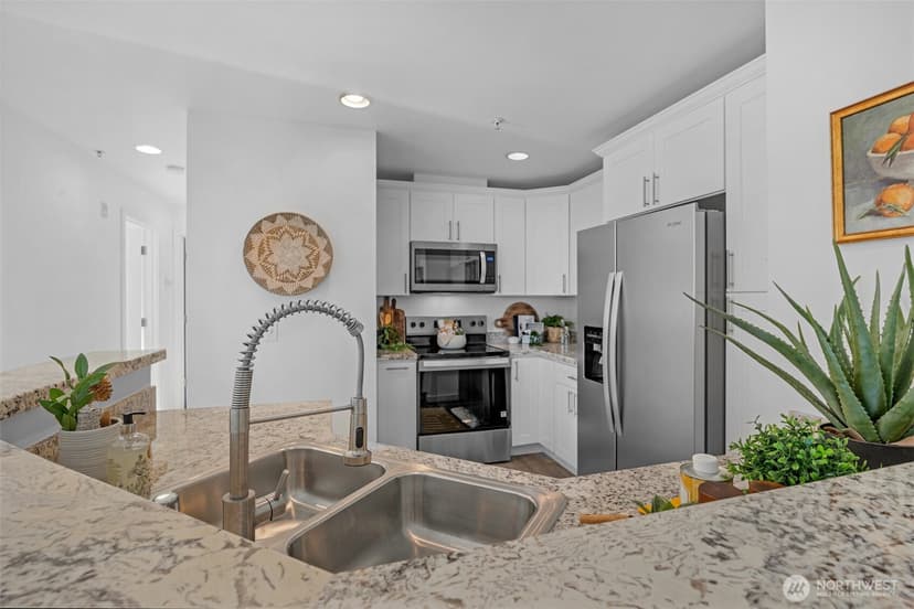 Property photo for 1900 Weaver Road #F202, Snohomish photo 11